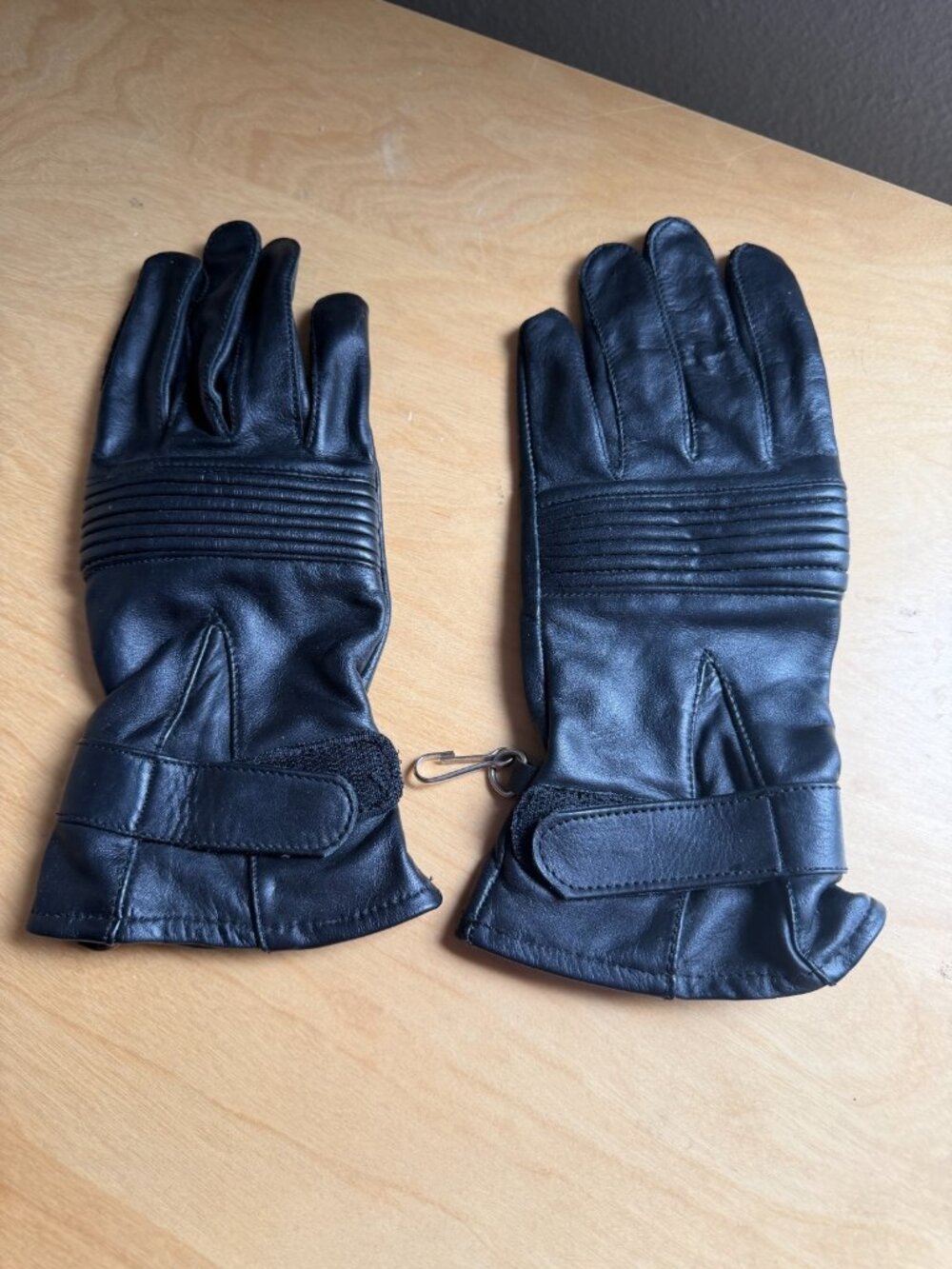 First Women's Black Full Finger Leather Motorcycle Biker Riding Gloves size XS
